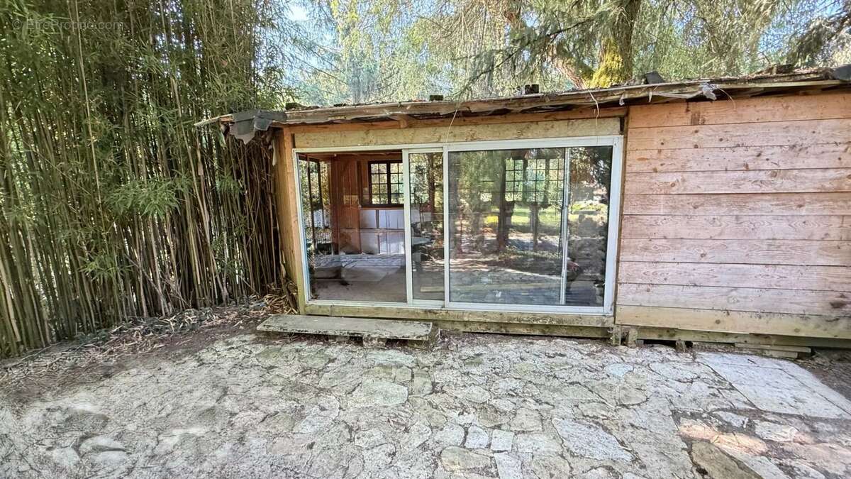 Ensemble immobilier : Maison 146 m2, maison annexe 50 m2, pi - photo 19