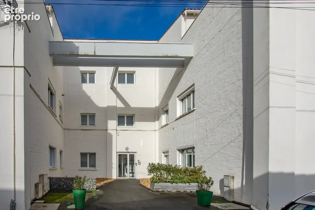 Royan centre - appartement t2 ***exclusivité*** - photo 9