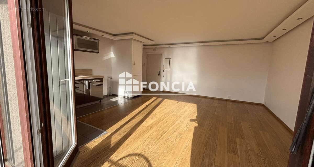 Appartement à SAINT-GRATIEN