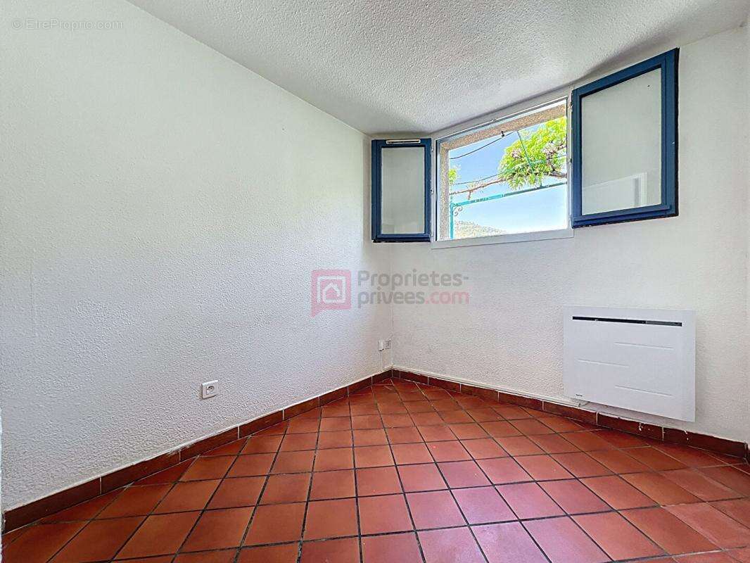 Maison à AURIBEAU-SUR-SIAGNE