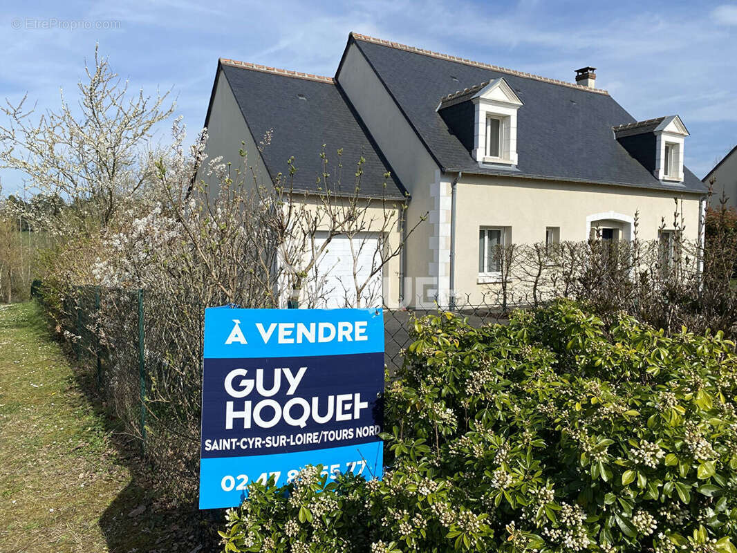Maison à CHARENTILLY