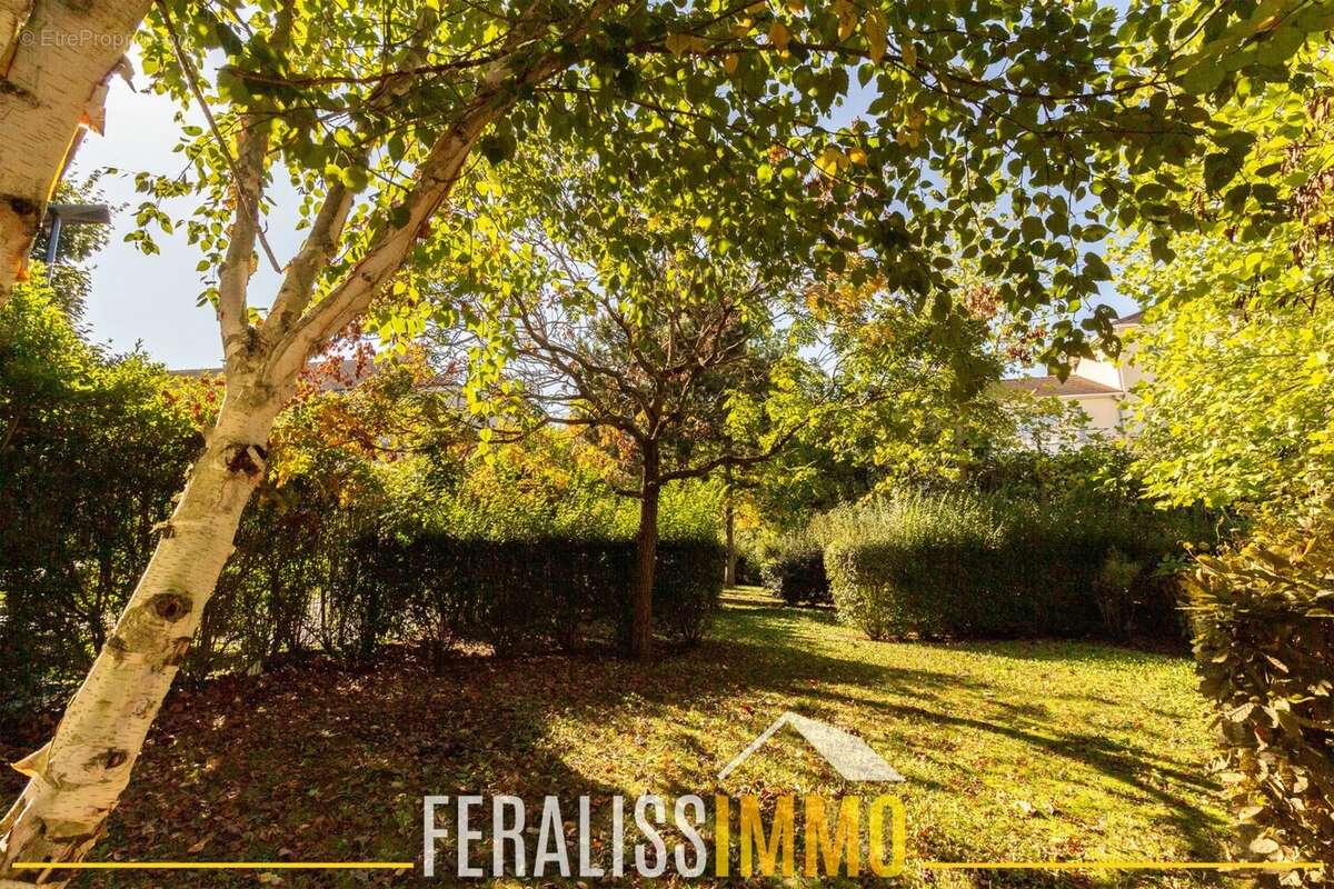 Appartement à COURDIMANCHE