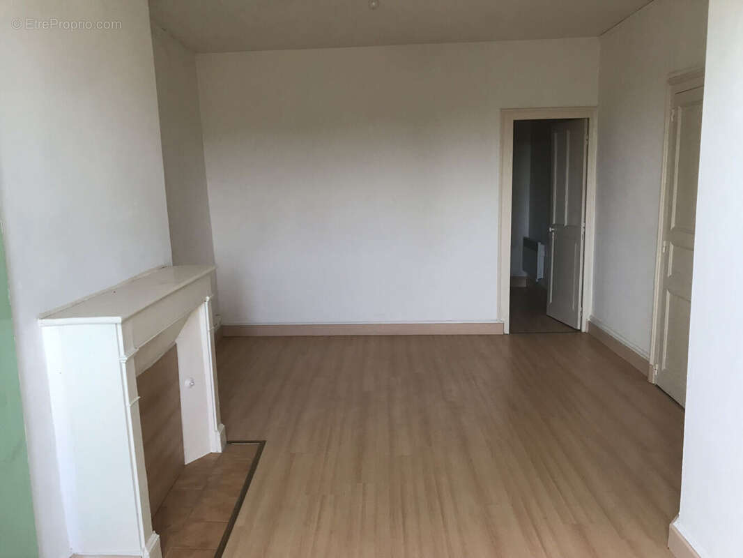 Appartement à BOURGANEUF