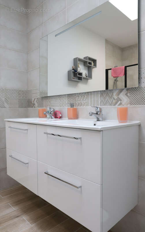 Maison à VAUX-SUR-MER