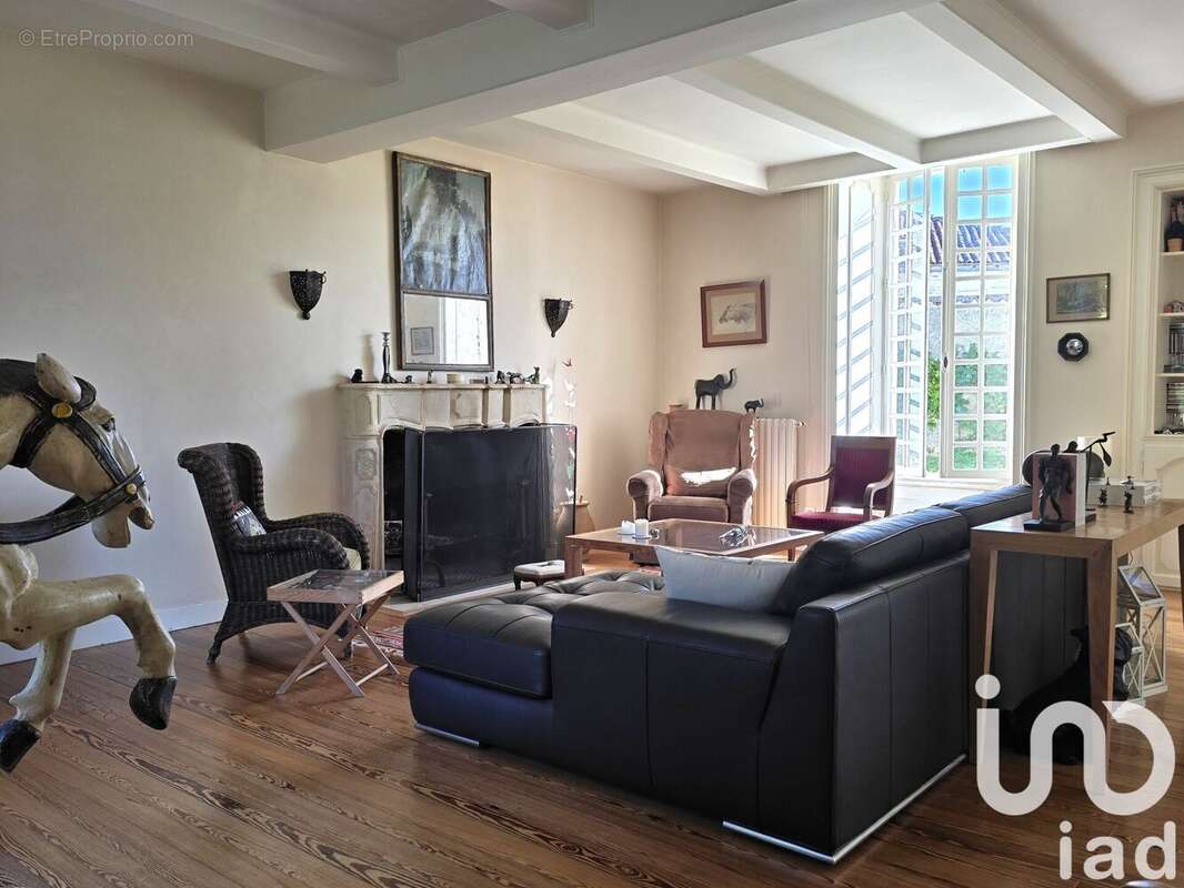 Photo 9 - Maison à CHERVES-RICHEMONT