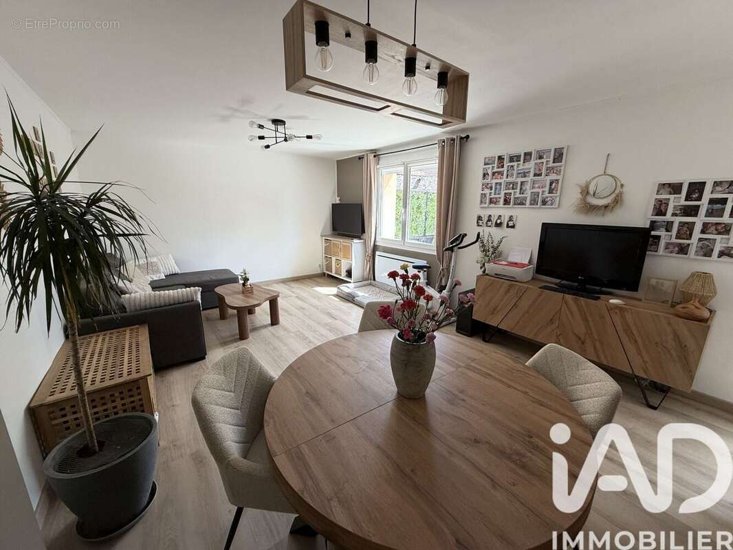 Photo 3 - Maison à TIGERY