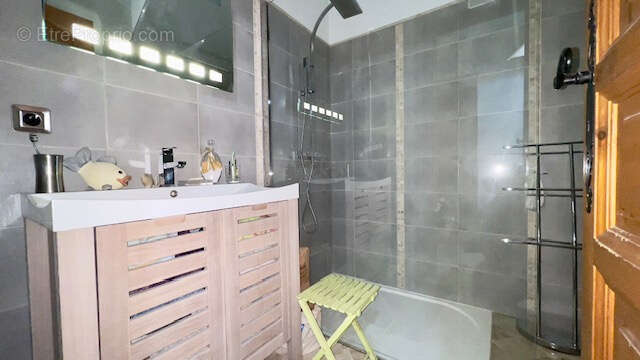 Appartement à ROQUEBRUNE-CAP-MARTIN