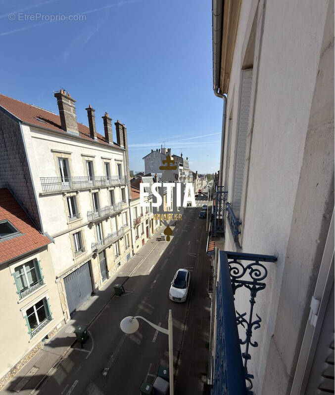 3ème étage - Appartement à NANCY