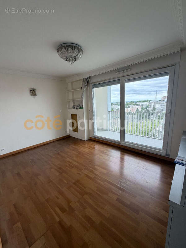 Appartement à ROSNY-SOUS-BOIS