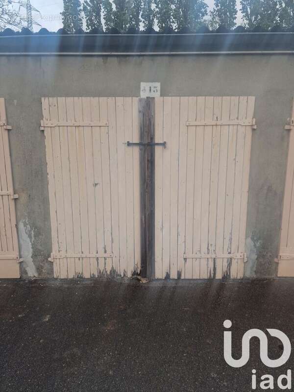 Photo 2 - Parking à NEUILLY-PLAISANCE