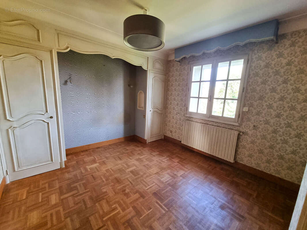 Maison à SAINT-SEBASTIEN-SUR-LOIRE