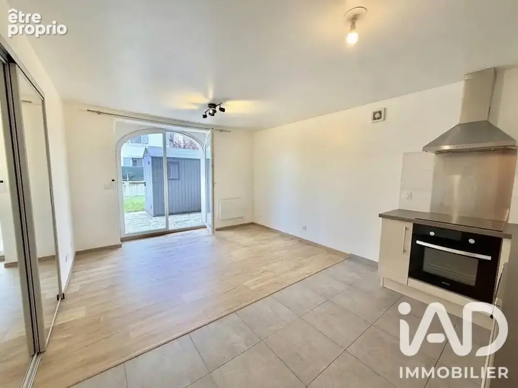 Photo 1 - Appartement à VIRY