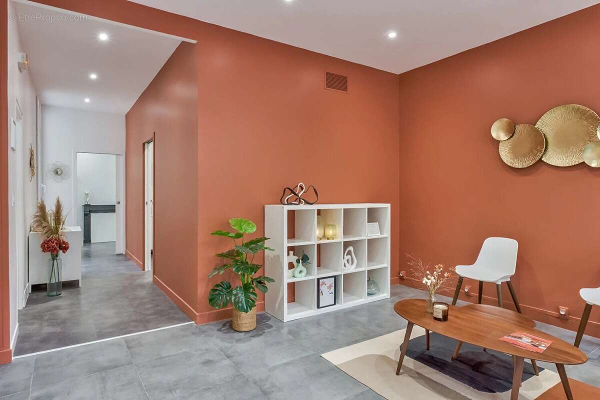 Commerce à ISSY-LES-MOULINEAUX