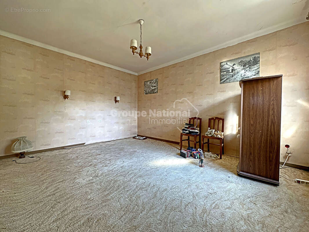 Maison à SAINT-NAZAIRE-DE-PEZAN