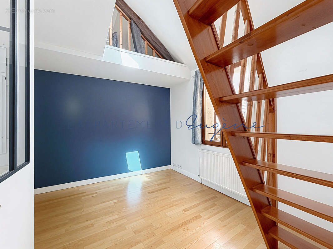 Maison à PARIS-19E