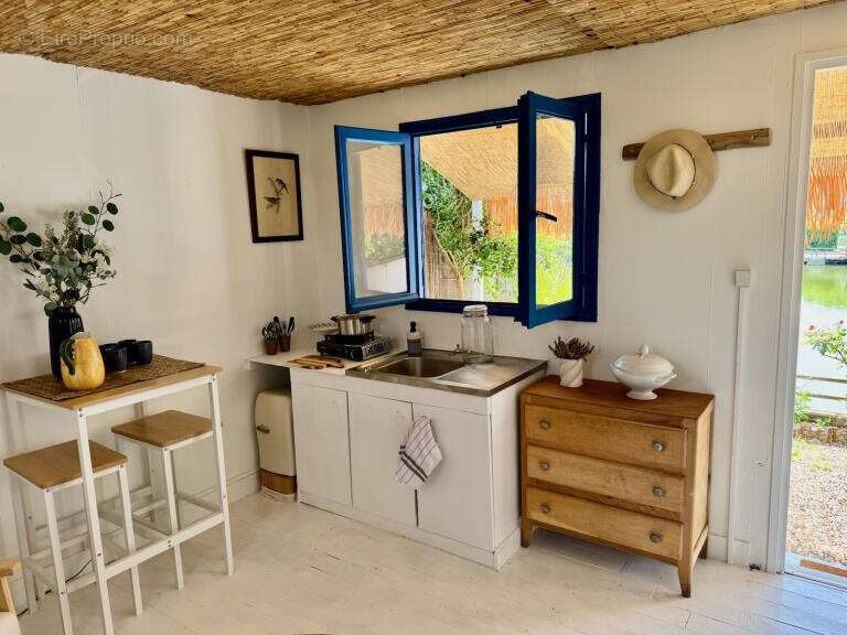 Maison à MILLY-SUR-THERAIN