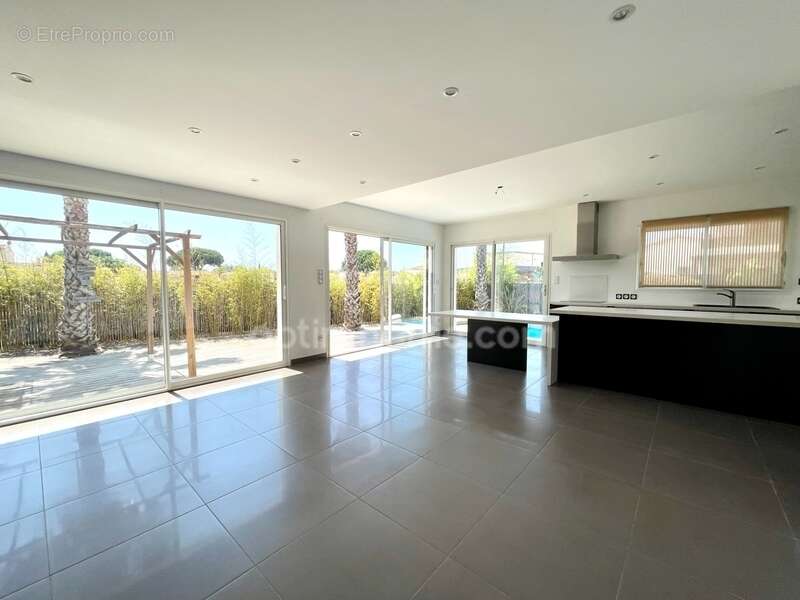 Maison à AIGUES-MORTES