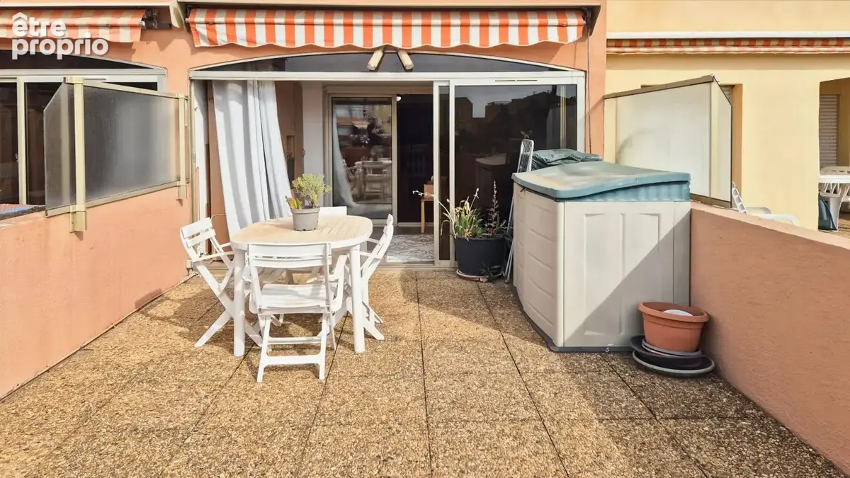 Appartement La Londe Les Maures 1 pièce(s) 32 m2 - photo 2
