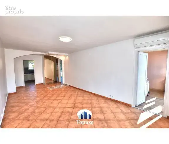 Appartement 4 pièces 80 m² à vendre à Frejus (83600) - photo 3
