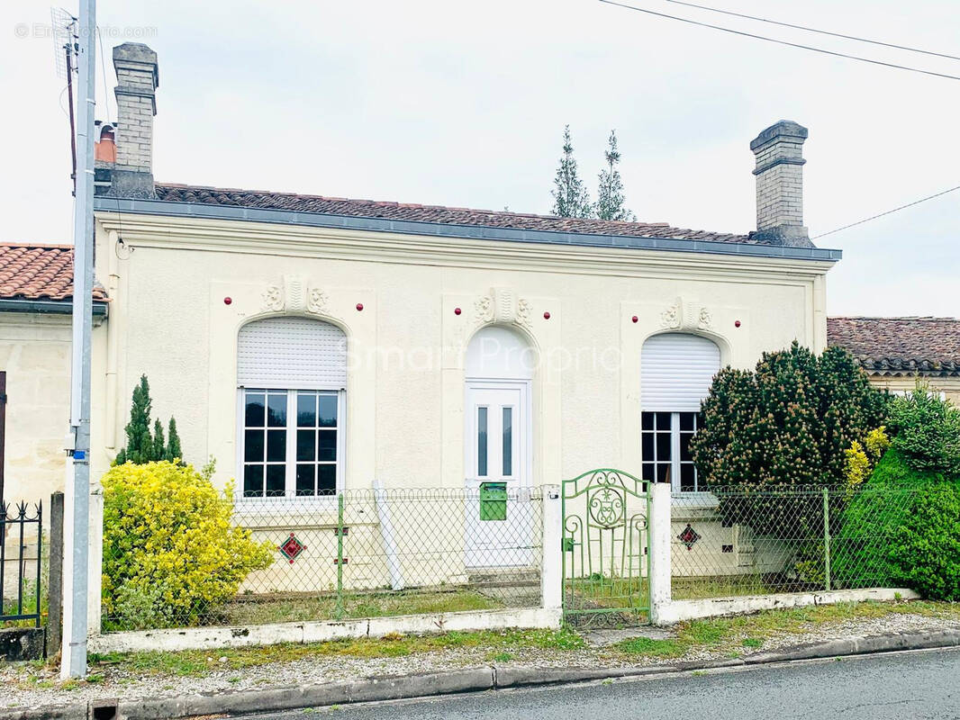 Maison à CANTENAC
