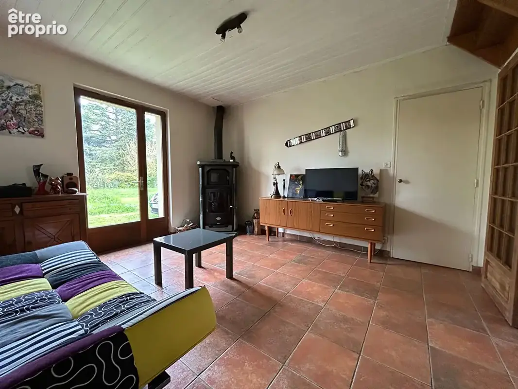 A vendre - 35510 cesson-sevigne - maison  70m² habitable, 94 m² au sol - 3 chambres - terrain de 778m² - véranda. - photo 7