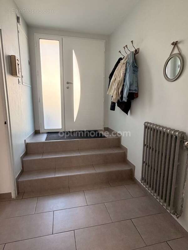 Maison à MORTAGNE-SUR-SEVRE