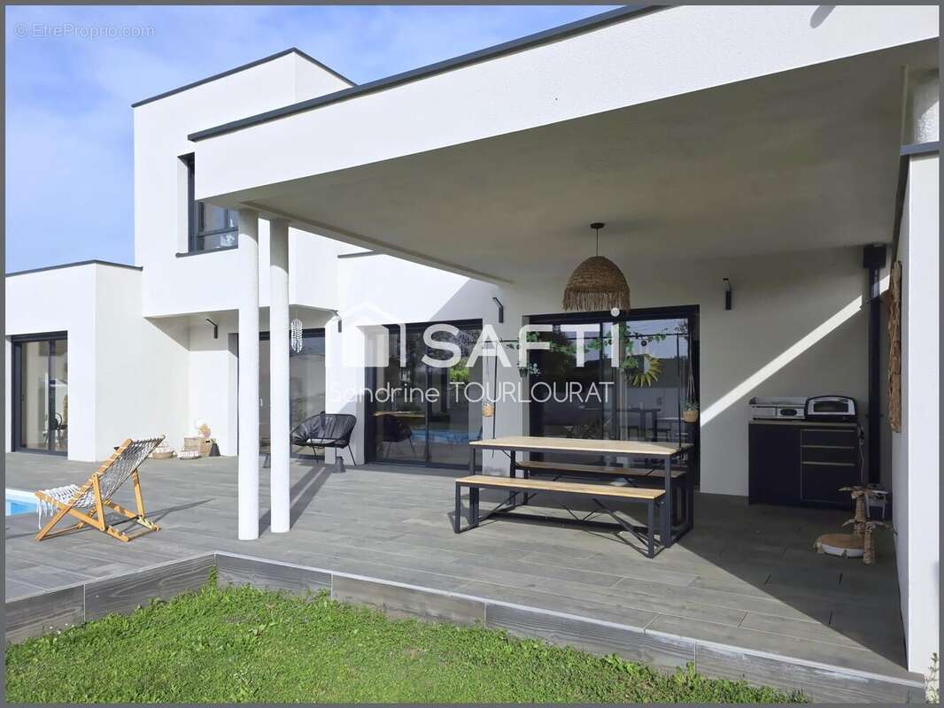 Maison 173 m² à Briord  - photo 8