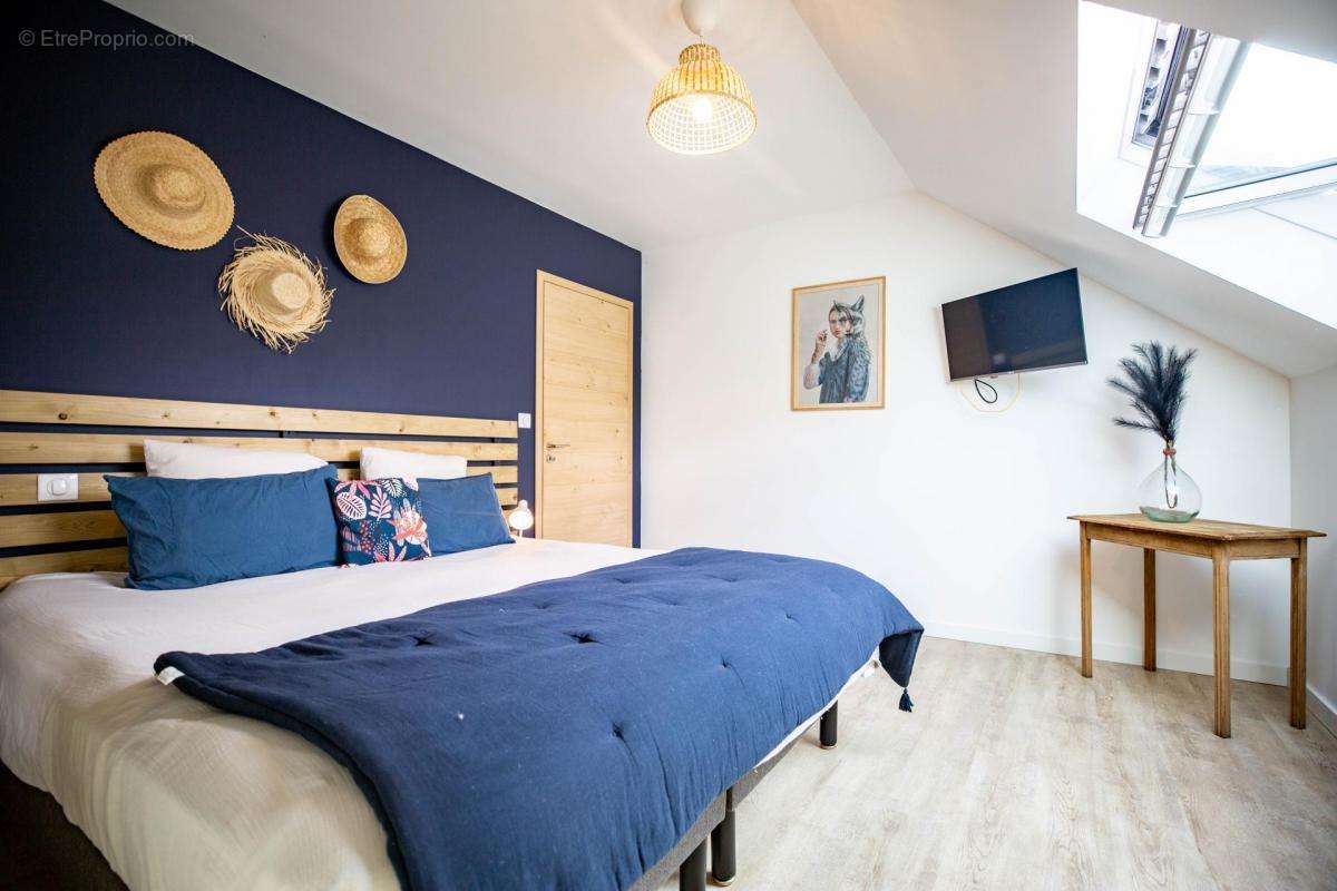 Terrain à AYZAC-OST