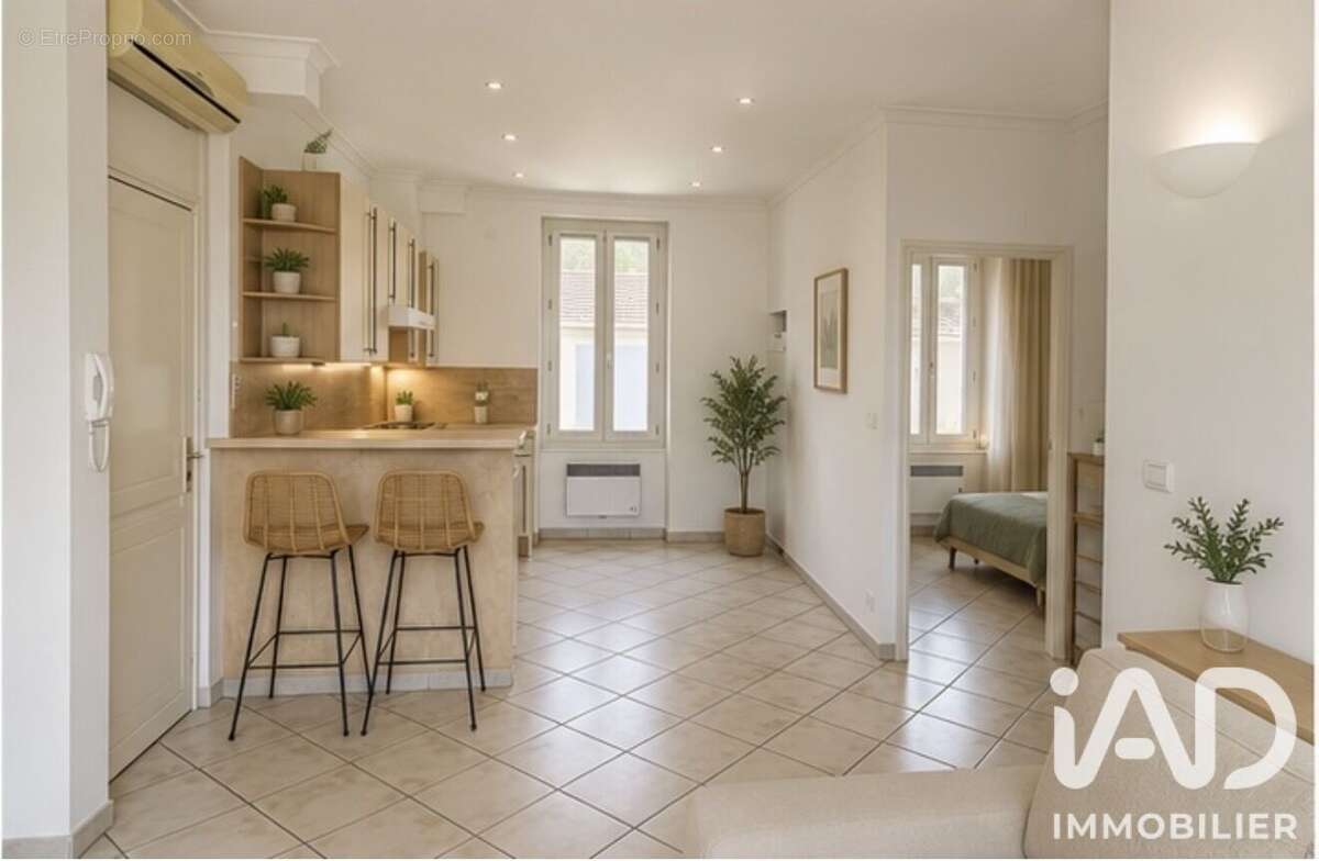 Appartement 47 m² à Saint-Cyr-Sur-Mer  - photo 9