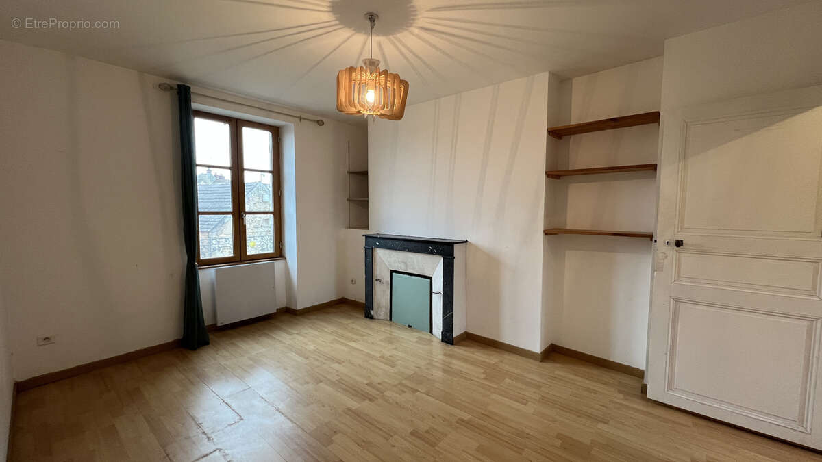 Appartement à AVALLON