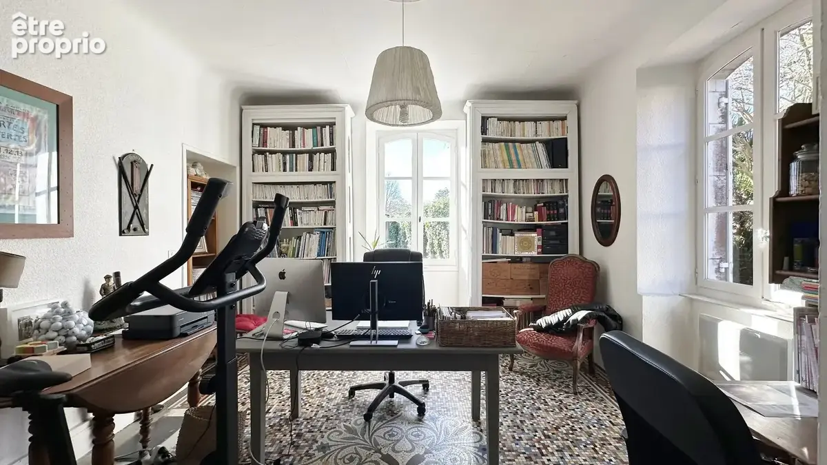 Maison de maître à vendre proche de Saint-Martin-de-Seignanx  Propriété de caractère avec piscine et dépendance - photo 8