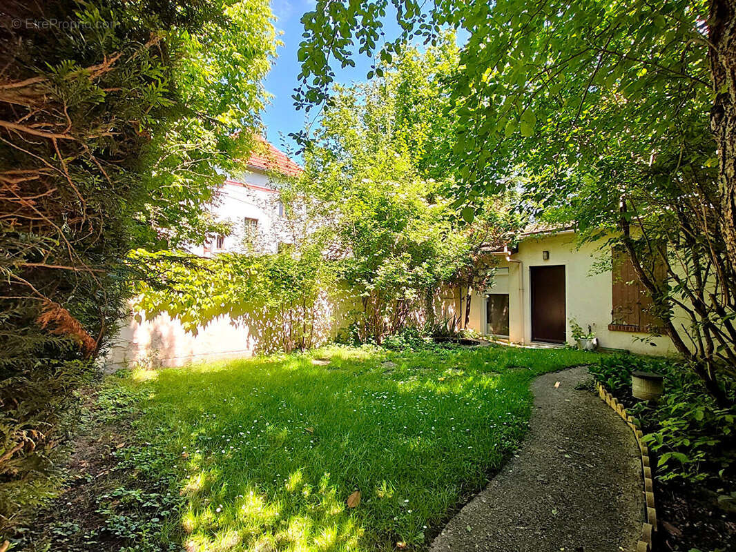 Maison à VILLEMOMBLE