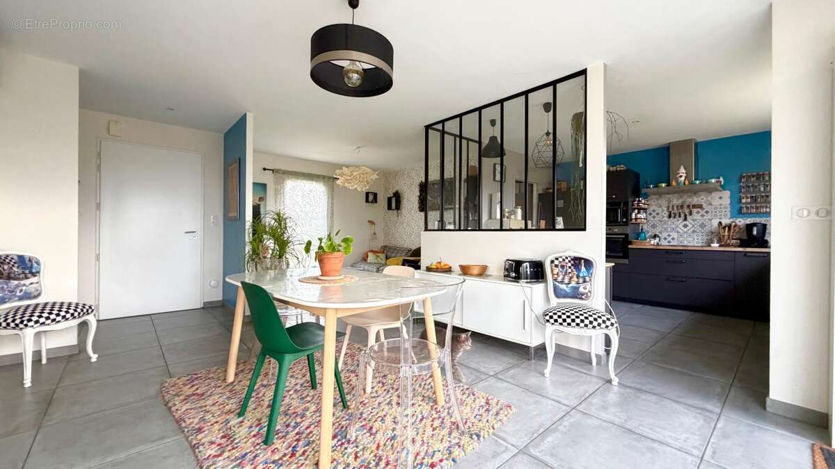 Maison à LES NOUILLERS