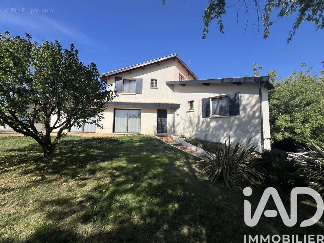 Photo 2 - Maison à BRANNE