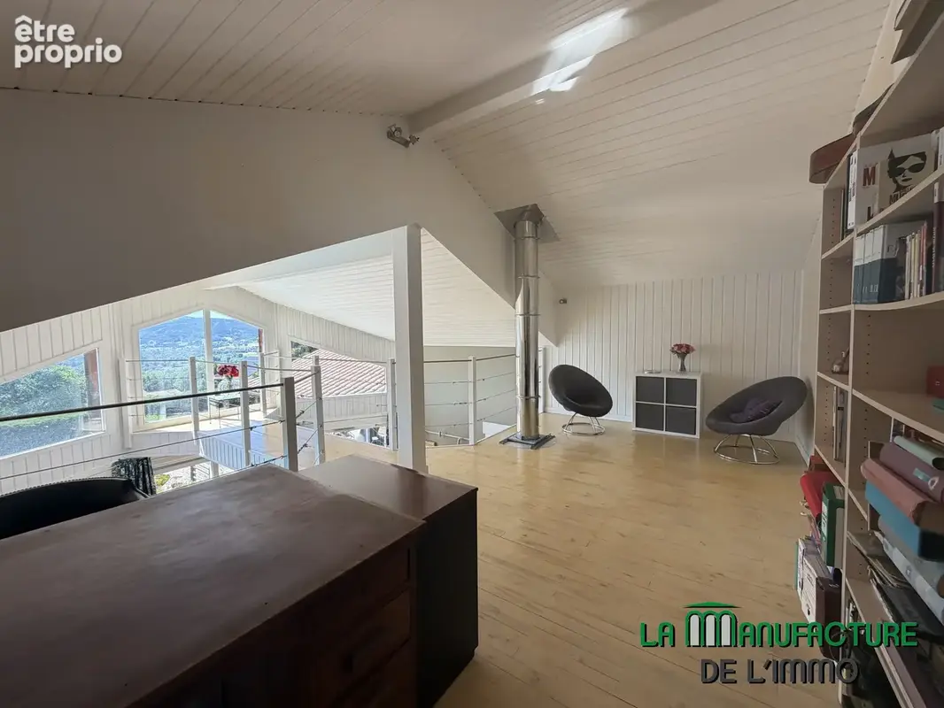 Villa d'architecte de 199.12 m2 - piscine - 4 ch- putting green de golf - 1513 m2 terrain - 2 garages / Monist - photo 16