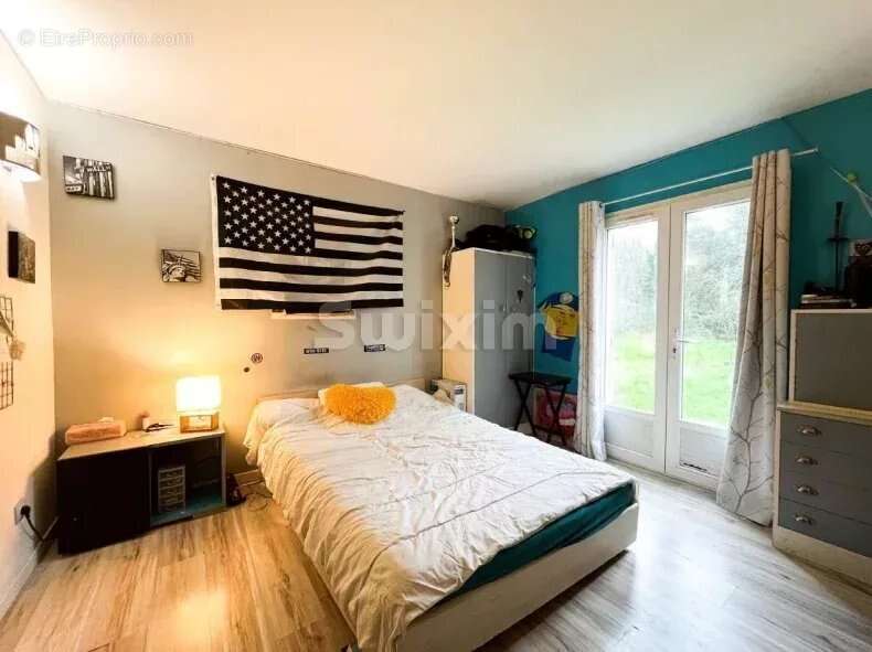 Maison à BAGNOLS-EN-FORET