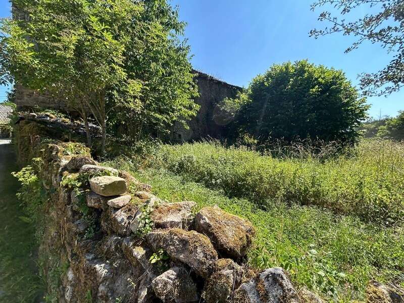 Maison à SAINT-SORNIN-LEULAC
