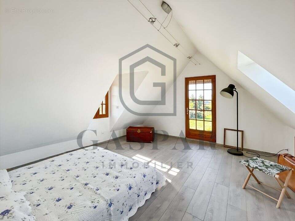 Maison à CONCHES-EN-OUCHE