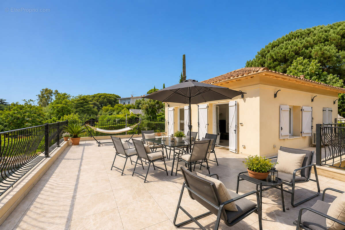 Maison à CANNES