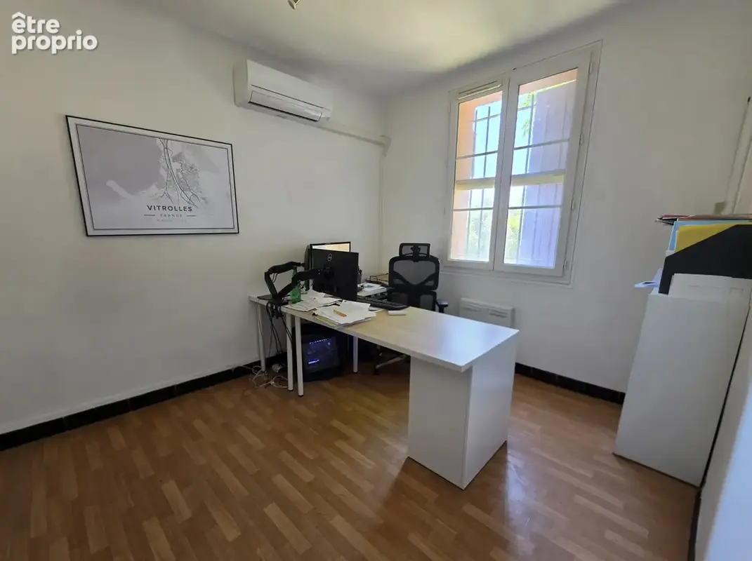 Cession droit au bail - local commercial Vitrolles village - photo 2
