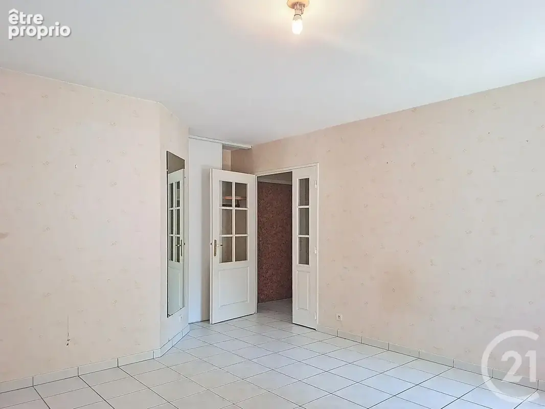 Appartement 3 pièces 59 m² à vendre à Melun (77000) - photo 3