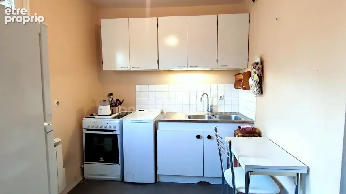 Appartement T2 lumineux plein sud avec parking – Rouen Saint-Clément - Commodités à pied - photo 10