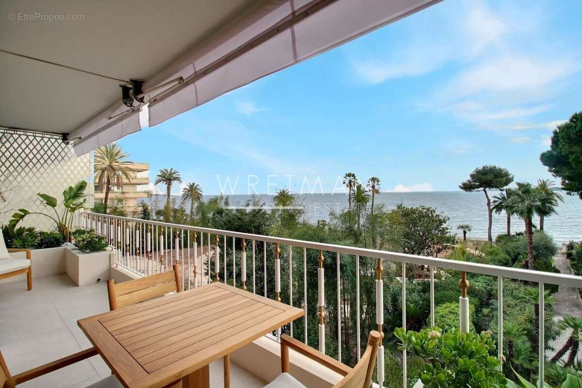 Appartement à CANNES