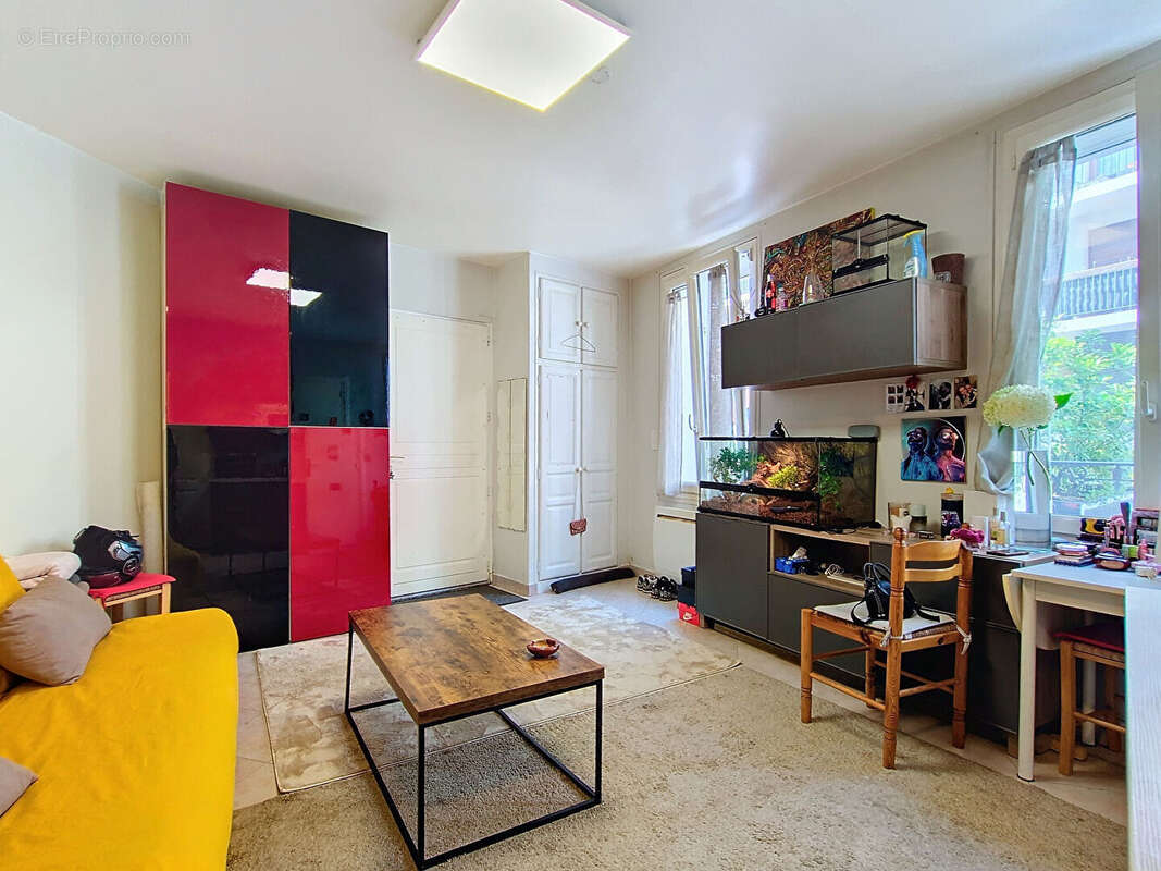 Appartement à PARIS-20E