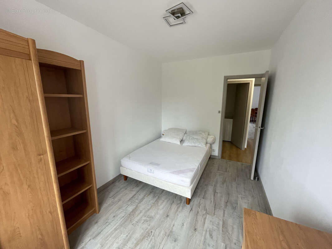 Maison à LES SALLES-SUR-VERDON