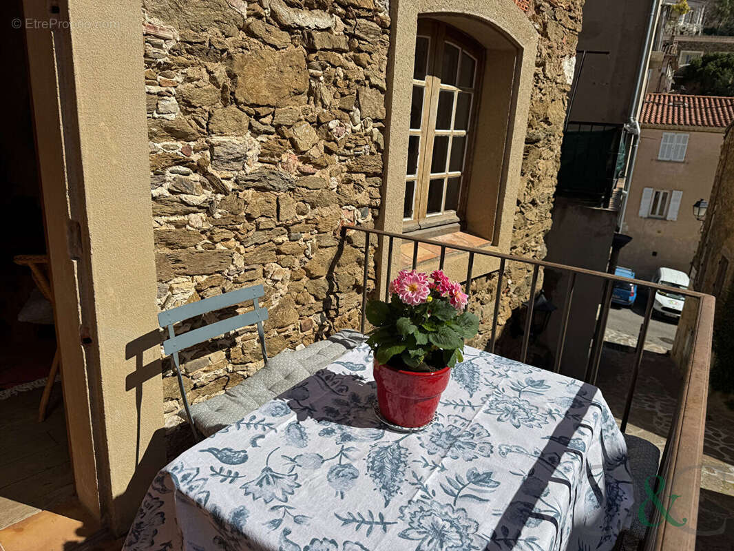 Maison à BORMES-LES-MIMOSAS