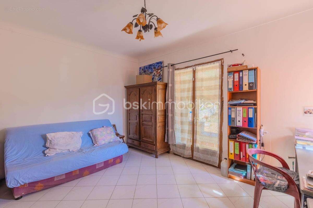 Menton - Val de Gorbio : Propriété vue mer sur terrain de 2 498 m² - photo 15