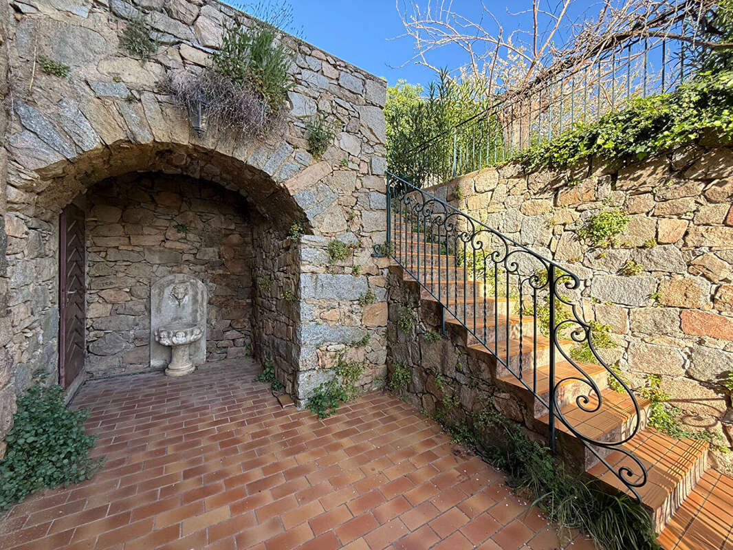 Appartement à SARI-D'ORCINO