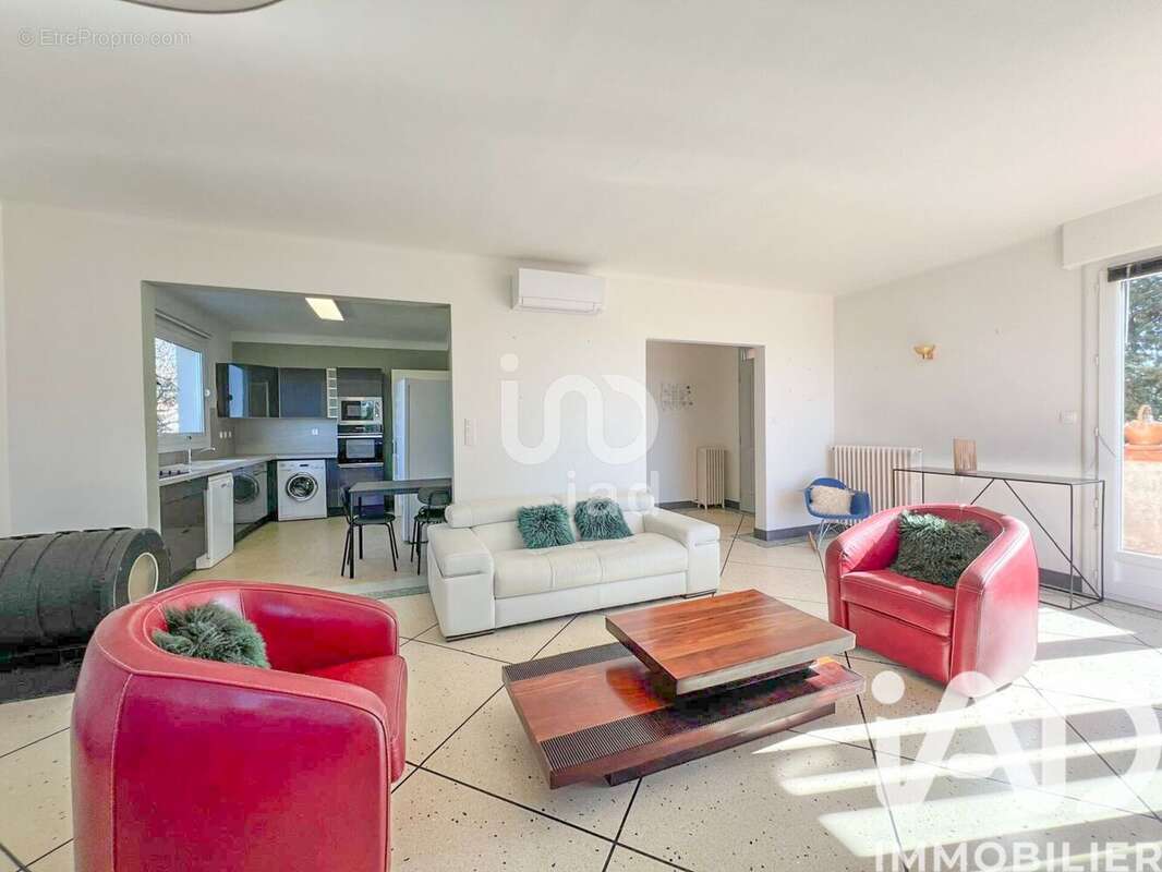 Photo 3 - Maison à SAINT-RAPHAEL