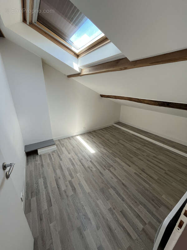 Maison à COMPREIGNAC